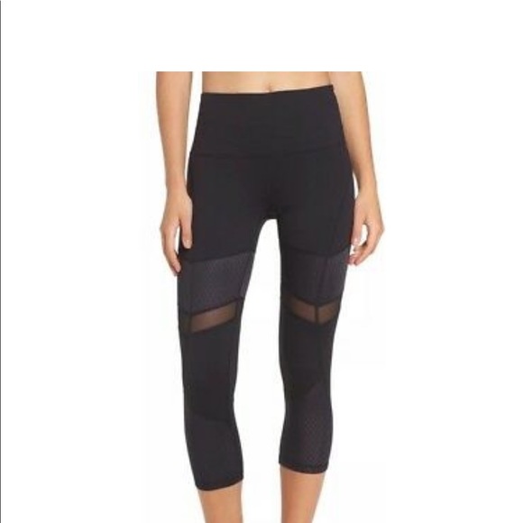 Zella Other - Zella Cropped Leggings with Mesh